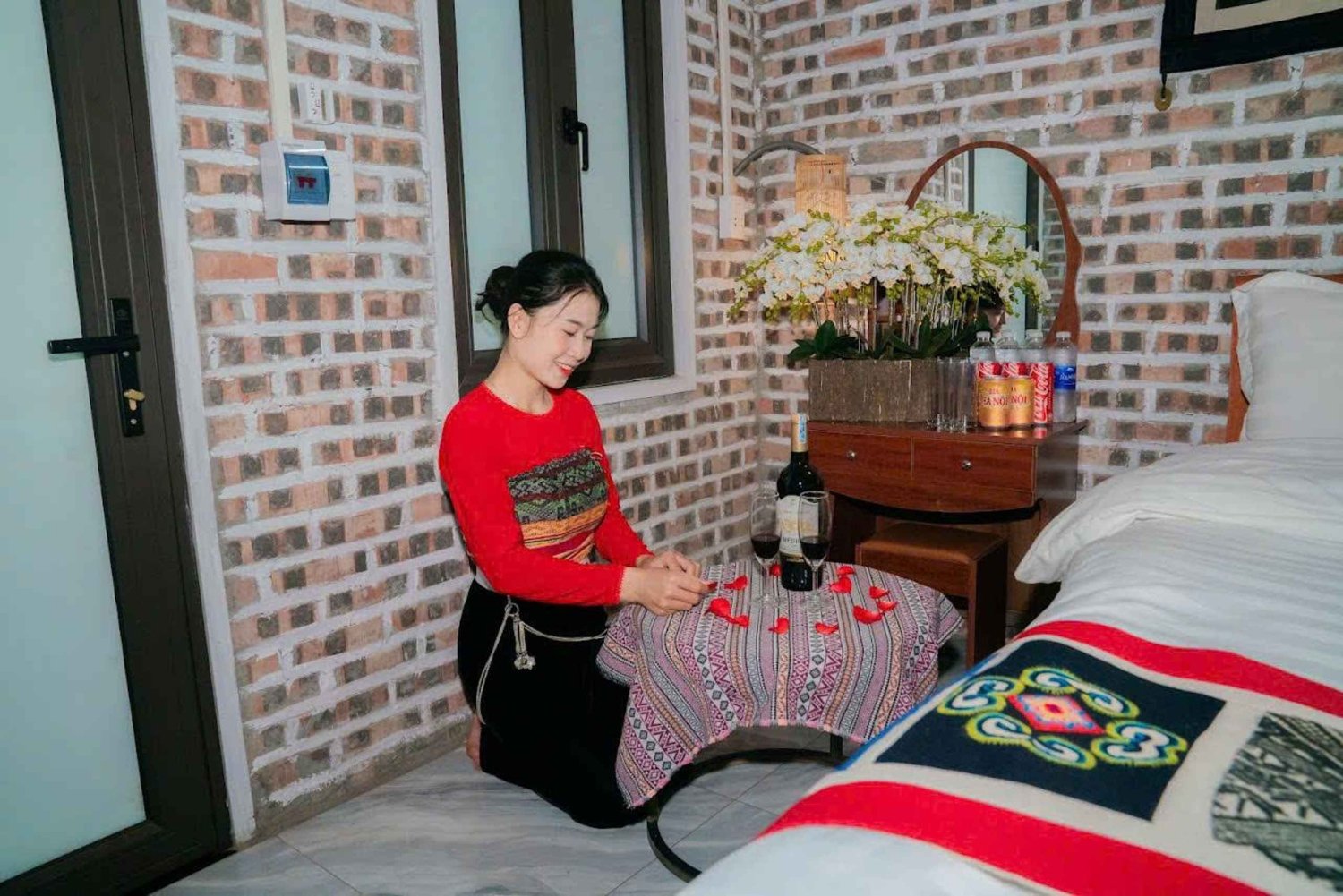 Hanoi: 2-Day Halong & Lan Ha Bay Luxury Cruise with Balcony