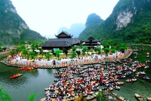 Ninh Binh: Mua Cave Hike, Trang An Boat & Village Bike Tour