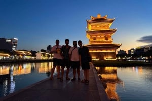 Vita notturna e cibo a Ninh Binh: tempio di Bai Dinh, passeggiata a Hoa Lu