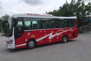 Ninh Binh: Limousinebuss till/från Halongbukten