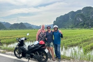 Ninh Binh Sonnenuntergang Tour und Besuch Hoa Lu Antike Stadt