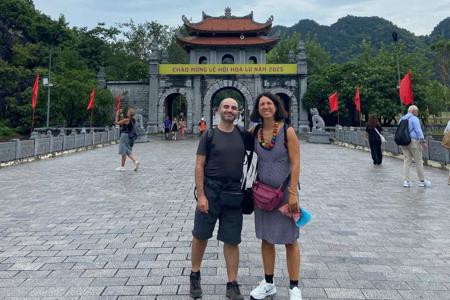 Ninh Binh: Tam Coc Boat Ride, Countryside Bike & Embroidery