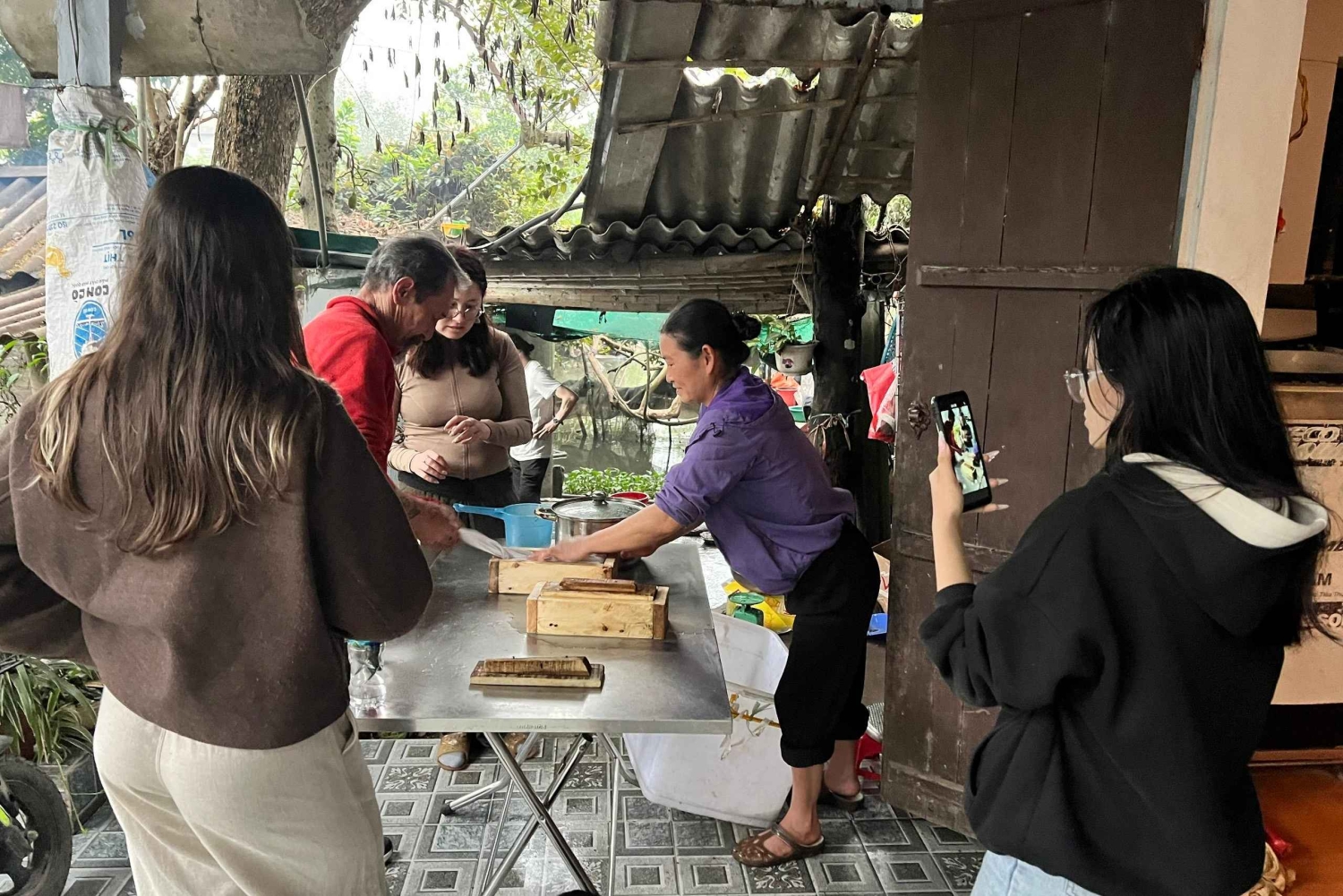 Ninh Binh: tofunvalmistuskurssi, illallinen ja yöpyminen kotona