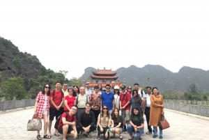 Ninh Binh Tour: Całodniowa wycieczka łodzią do Hoa Lu i Tam Coc