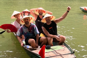 Ninh Binh Tour: Całodniowa wycieczka łodzią do Hoa Lu i Tam Coc