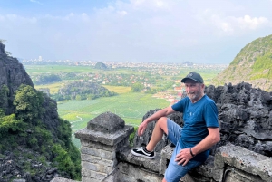 Ninh Binh Tour: Heldagstur til Hoa Lu og Tam Coc bådtur