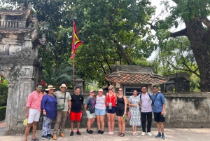 Ninh Binh turné: Dagsutflykt till Hoa Lu och Tam Coc båttur