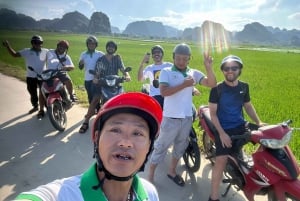 Ninh Binh: Bootsfahrt in Trang An, Bich Dong & Mua-Höhle bei Sonnenuntergang
