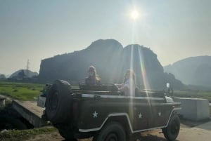 Ninh Binh: Trang An Boat Ride, Bich Dong & Mua Cave Sunset