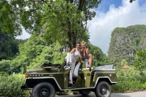 Ninh Binh: Trang An Boat Ride, Bich Dong & Mua Cave Sunset