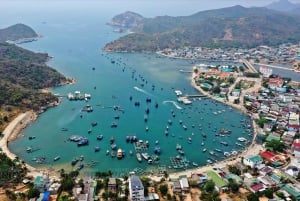 Ninh Thuan: Vinh Hy Bay and Craft Village 3-day Tour