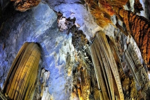 Excursion d'une journée dans la grotte du Paradis et la grotte obscure et découverte de la tyrolienne