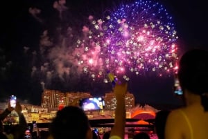 Фукуок: Ночная вечеринка и фейерверк на борту Nautilus Cruise