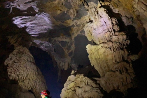 Phong Nha: Excursión de 2 días a la Cueva Oscura del Valle Abandonado y a la Cueva E
