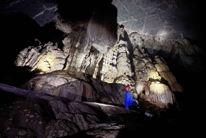 Phong Nha: Excursión de 2 días a la Cueva Oscura del Valle Abandonado y a la Cueva E