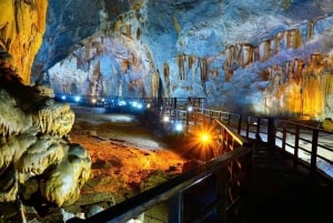 Phong Nha Höhle & Paradies Höhle: Geführte Tour Boot & Erkundung