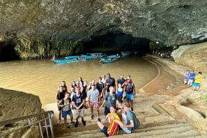 Phong Nha Höhle & Paradies Höhle: Geführte Tour Boot & Erkundung