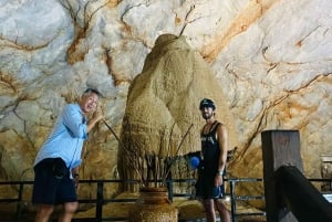 Phong Nha Höhle & Paradies Höhle: Geführte Tour Boot & Erkundung