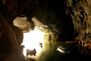Phong Nha: Höhlenerkundung und Zipline in der Dunklen Höhle