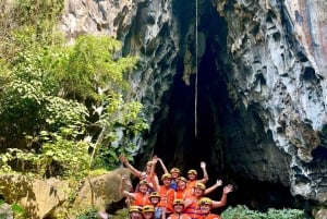 Phong Nha: Höhlenerkundung und Zipline in der Dunklen Höhle