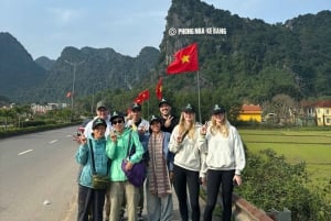 Phong Nha Höhle & Paradies Höhle: Geführte Tour Boot & Erkundung