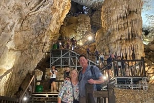 Phong Nha Höhle & Paradies Höhle: Geführte Tour Boot & Erkundung