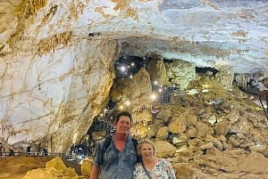 Phong Nha Höhle & Paradies Höhle: Geführte Tour Boot & Erkundung