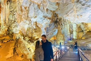 Phong Nha Höhle & Paradies Höhle: Geführte Tour Boot & Erkundung