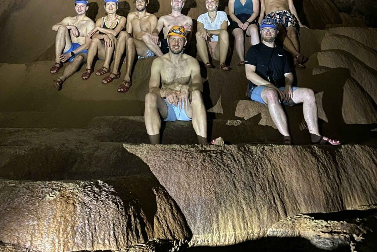 Phong Nha: Paddla kajak 4 500 m i Phong Nha-grottan