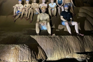 Phong Nha: Paddla kajak 4 500 m i Phong Nha-grottan