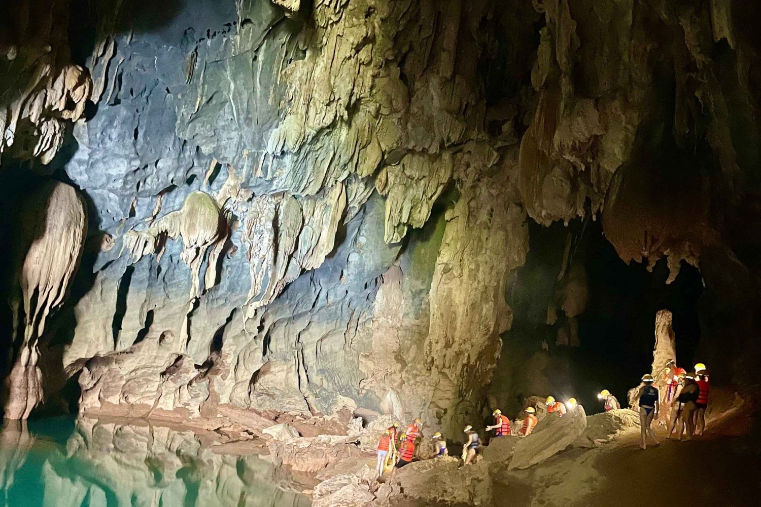 Phong Nha - Ke Bang nationalpark og grottetur