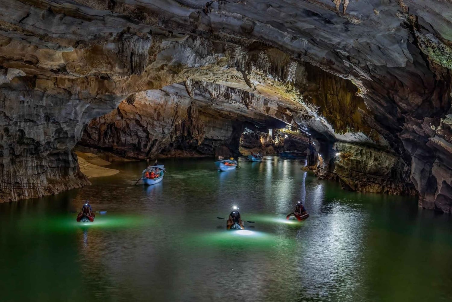 Phong Nha: Phong Nha-grotteekspedition 4,5 km i kajak