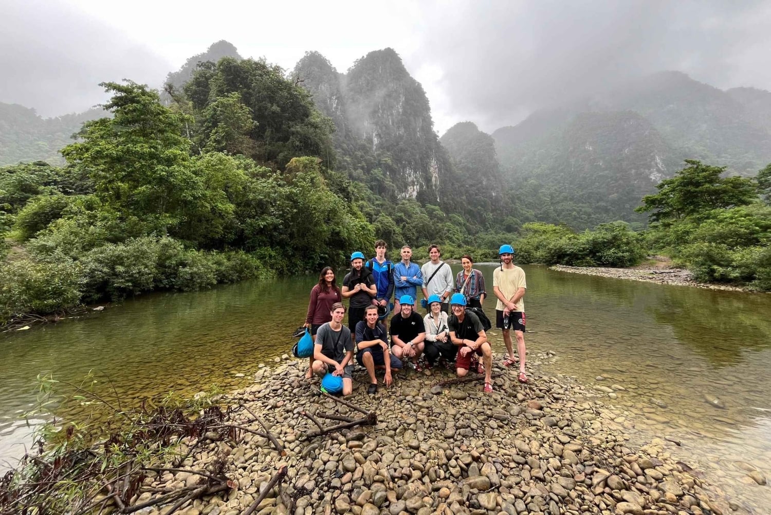Phong Nha: Ruc Mon Höhlenabenteuer – 1-tägige Wanderung