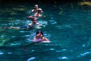 フォンニャ：ルクモン洞窟アドベンチャー1日トレッキング