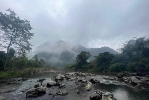 Phong Nha: Ruc Mon Höhlenabenteuer – 1-tägige Wanderung