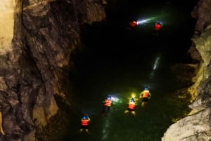 Phong Nha: Ruc Mon Höhlenabenteuer – 1-tägige Wanderung