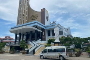 Porto di Phu My: Tour privato alla spiaggia di Vung Tau - Statue di Buddha