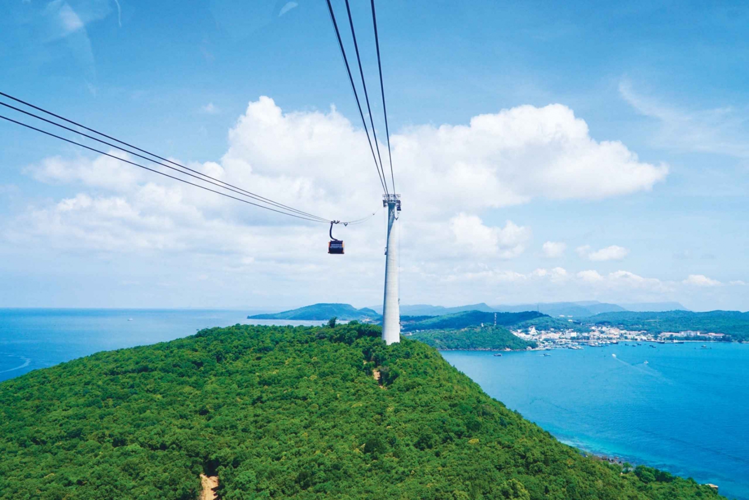 Phu Quoc: Cable Car Ride and 3 Islands Boat Tour with Lunch