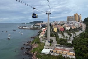 フーコック ホントム ケーブルカー、シンフォニー＆キス オブ ザ シー ショーをお楽しみください