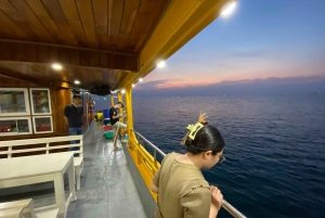 Phu Quoc: Excursión de pesca de calamares con vistas al atardecer y cena