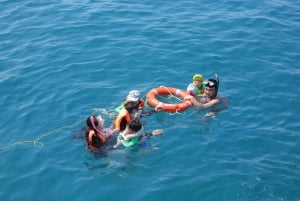 Phu Quoc: cruzeiro ao pôr do sol com churrasco e mergulho com snorkel