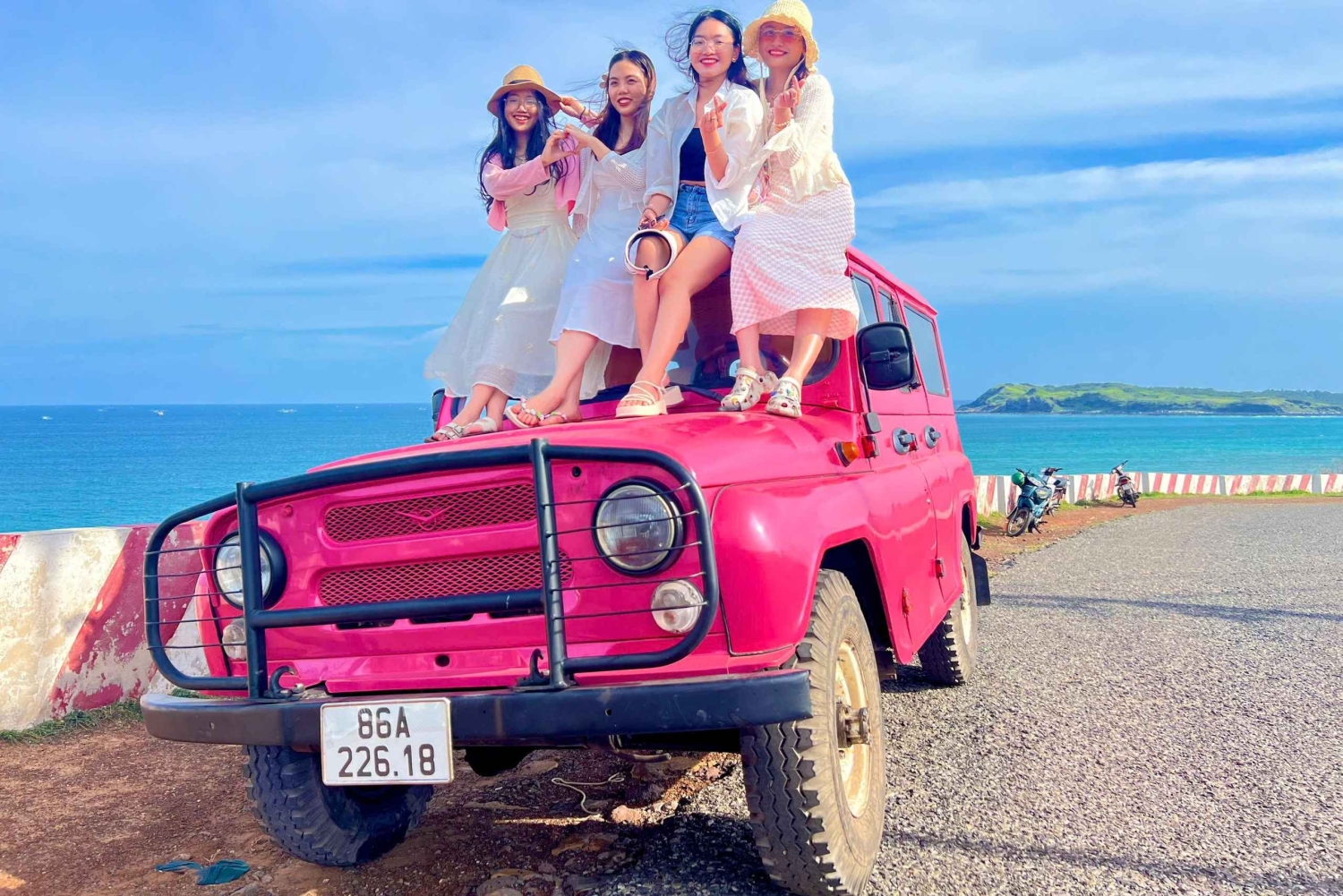 Phu Quy Island: Jeep-tur med frukost och upphämtning från hotell