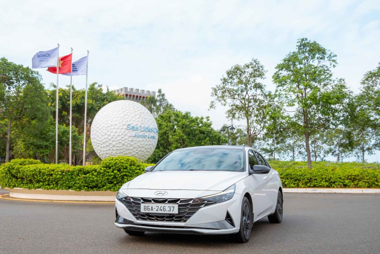 Auto privata tra l'aeroporto di Ho Chi Minh/SGN e Phan Rang