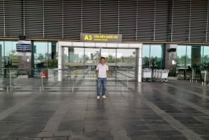 Flughafen Hue: Privater Transfer zum/vom Stadtzentrum von Hue