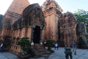 Privétour van een halfdag stadsrondleiding door Nha Trang vanuit de cruisehaven