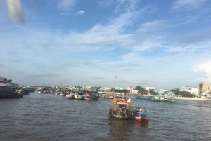 Yksityinen puolipäiväretki - Cái Răng Floating Market (kelluvat markkinat)