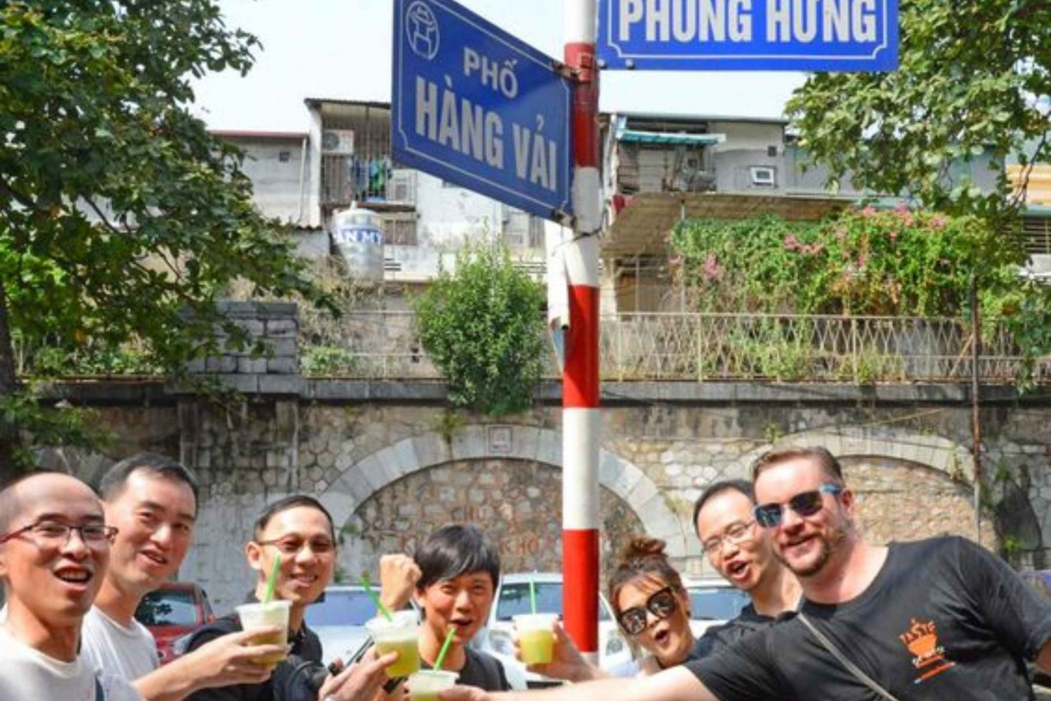 Private: Hanoi Old Quarter Street Food Experience