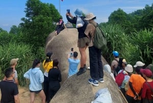 Excursión privada a Ho Chi Minh: ruta por Chua Chan