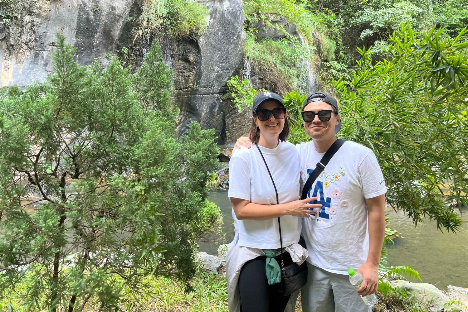 Tour privado de 1 día a Ninh Binh en coche (nueva actividad)