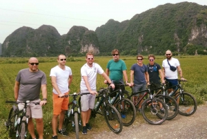 Private Tour: Hoa Lu, Mua Hike, Tam Coc Boat and Bike Tour